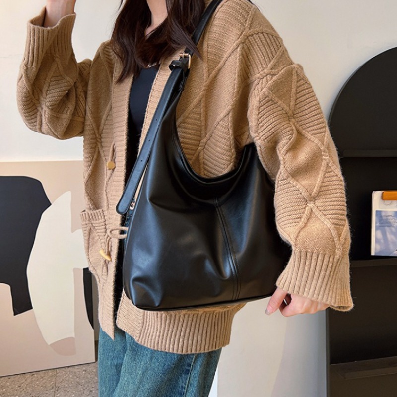 Sac à bandoulière hobo en simi - Leatherwork Workshop avis et prix