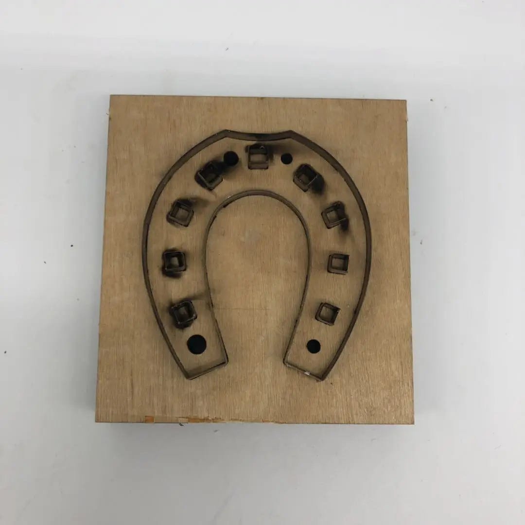 Lame en acier personnalisée, m - Leatherwork Templates avis et prix