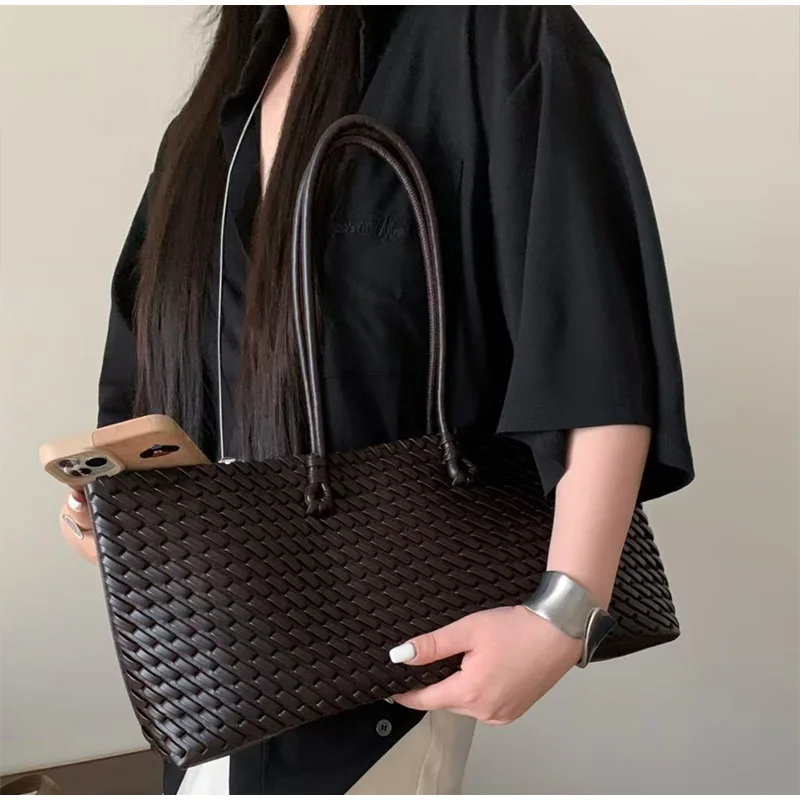 Sac fourre-tout de luxe en PU  - Leatherwork Workshop avis et prix