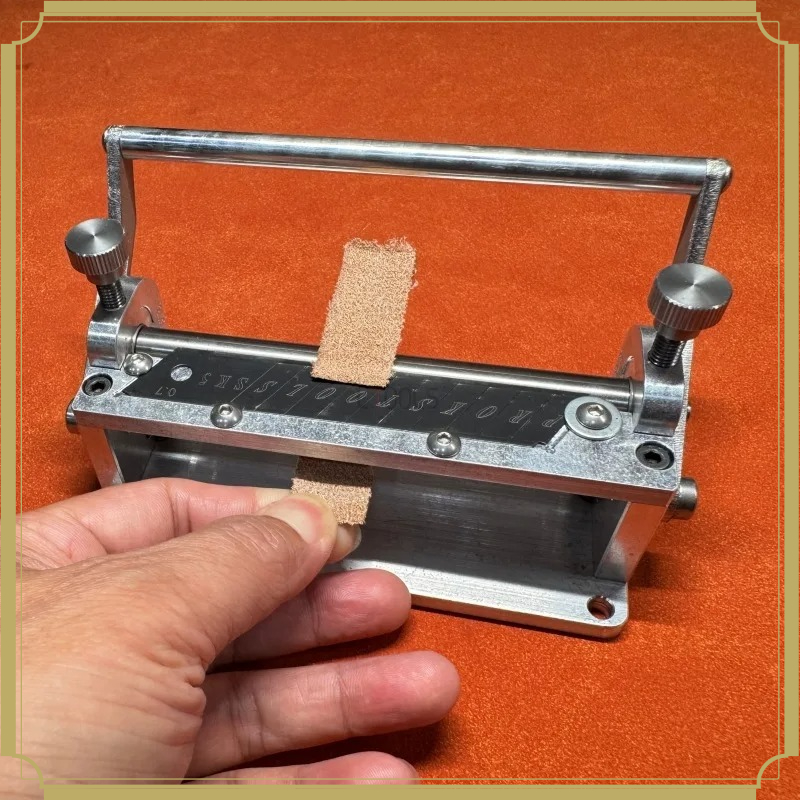 Machine manuelle à écailler le - Leatherwork Machine avis et prix