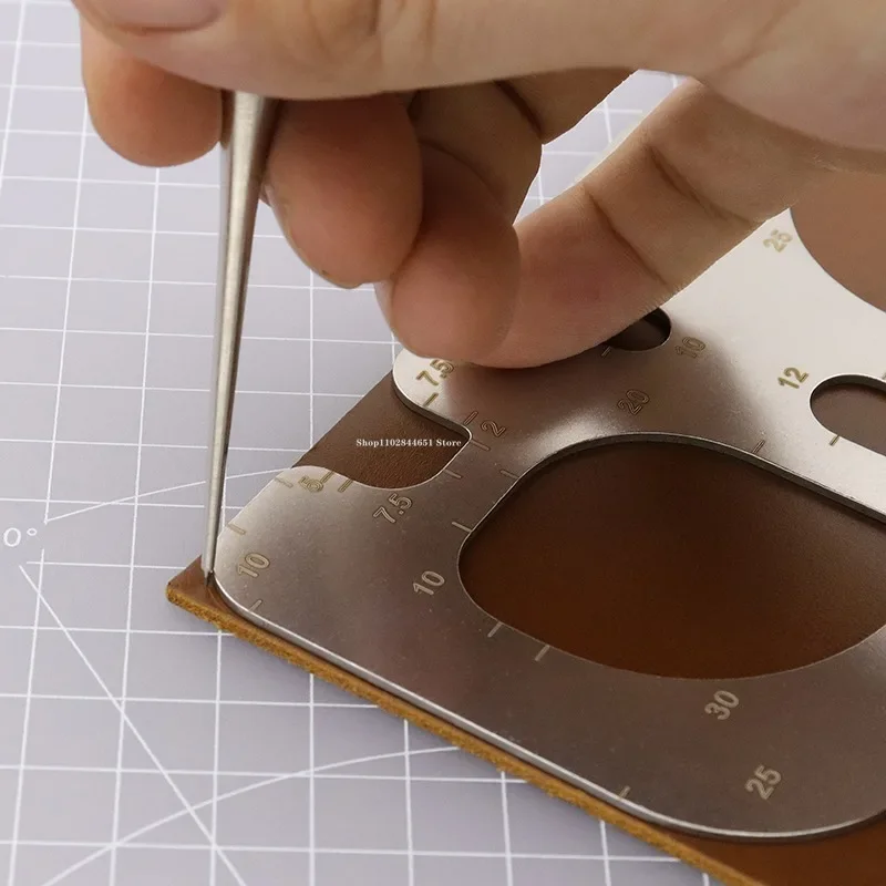 Règle de positionnement R en a - Leatherwork Templates avis et prix
